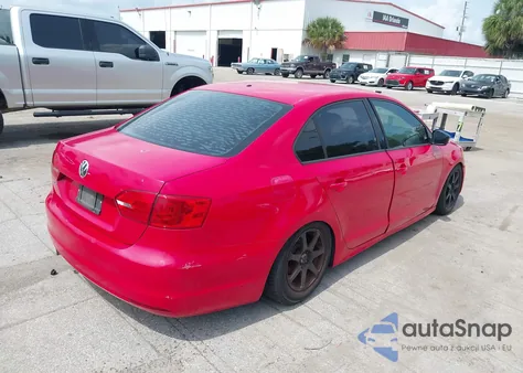 2014 Volkswagen Jetta 2.0L S z USA, uszkodzony, nr VIN 3VW1K7AJXEM415486